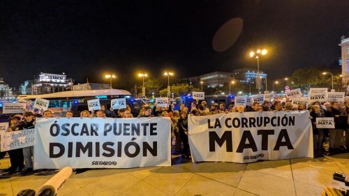 VIDEO Accidentul feroviar care a șocat Spania: Oamenii au ieșit la proteste în Madrid