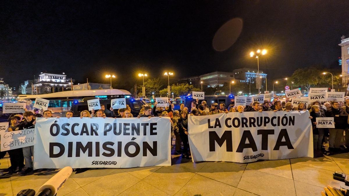 VIDEO Accidentul feroviar care a șocat Spania: Oamenii au ieșit la proteste în Madrid