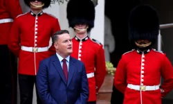 Avertisment sumbru de la Londra: Trebuie să fim pregătiți pentru un scenariu în care NATO se află în război cu Rusia