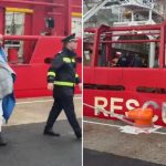 Cei nouă marinari salvați din Marea Neagră au ajuns în Portul Constanța: Au fost preluați de SMURD