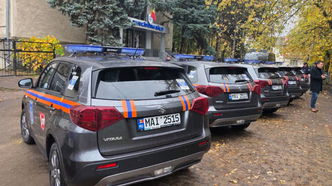 Șase autospeciale noi, distribuite pompierilor din nordul țării. Au fost cumpărate prin două proiecte
