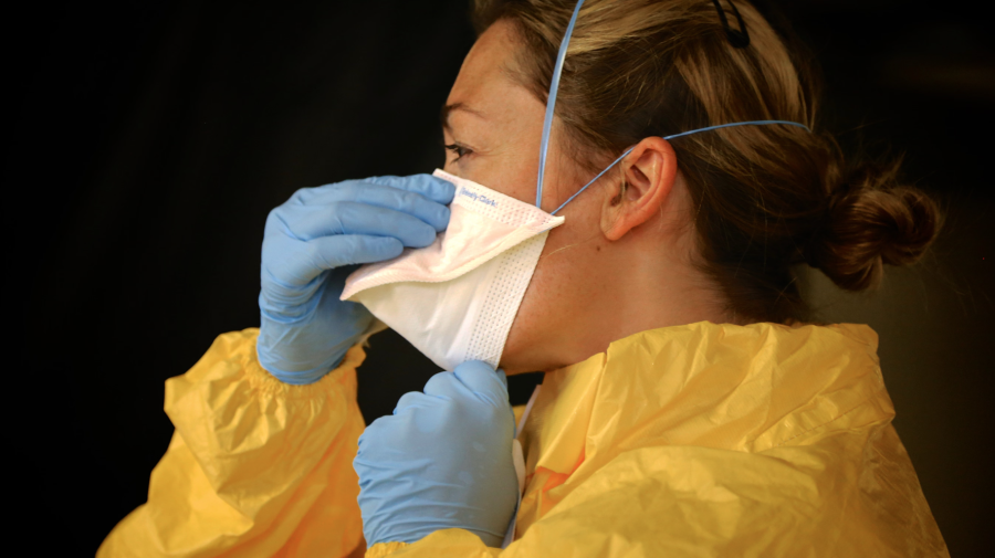 Epidemia de Ebola se extinde în Nigeria: O persoană infectată și alte 44 posibil expuse virusului