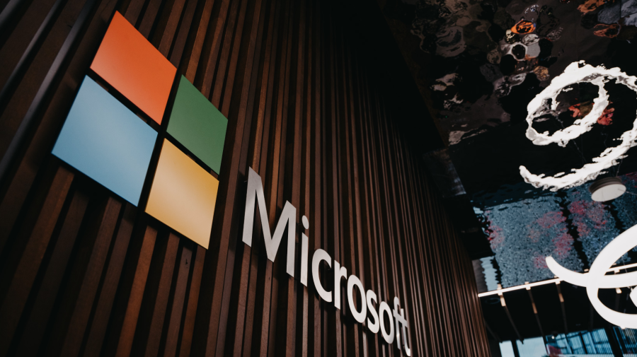 Profit de 36,6 miliarde de dolari pentru Microsoft, pe fondul cererii pentru servicii cloud și AI