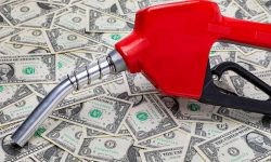 Motorina europeană a depășit 1.500 de dolari pe tonă: Cum ar putea fi afectate prețurile din Moldova