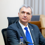 VIDEO Eugeniu Osmochescu îi îndeamnă pe moldoveni să economisească energia: Eu am trăit și în 14 grade