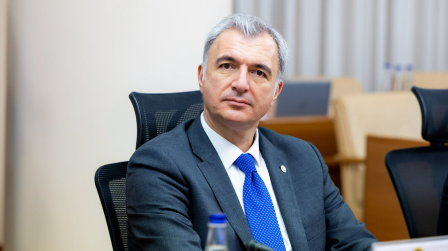 VIDEO Eugeniu Osmochescu îi îndeamnă pe moldoveni să economisească energia: Eu am trăit și în 14 grade