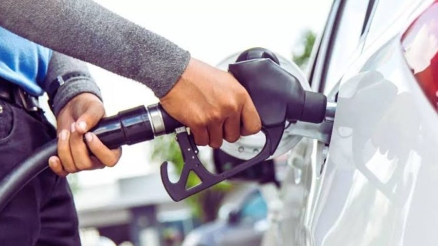 Țările AIE, pregătite să elibereze rezerve suplimentare de petrol și motorină