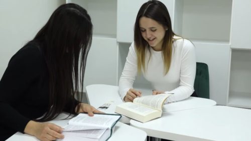 Un laborator modern de lectură, inaugurat la Colegiul Pedagogic „Ion Creangă” din Bălți cu sprijinul României