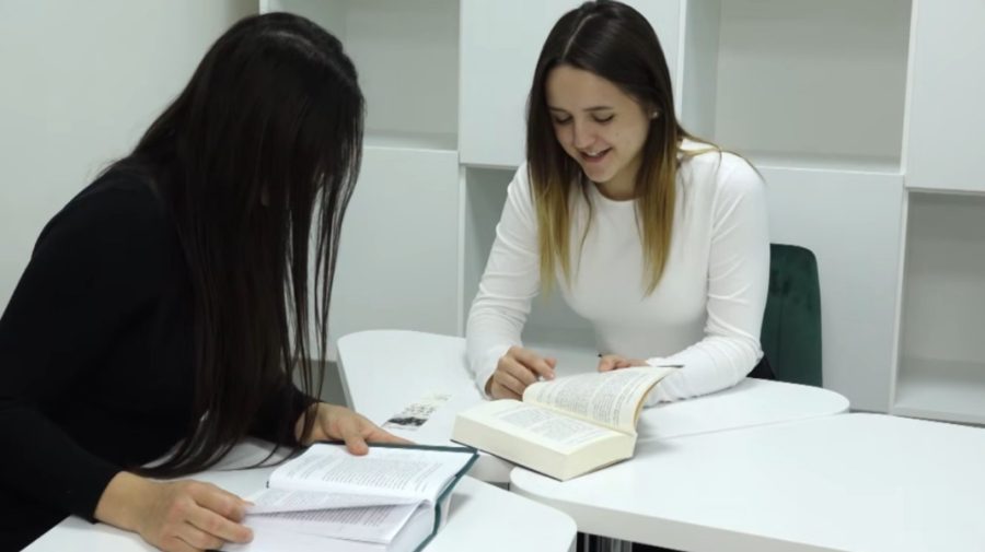 Un laborator modern de lectură, inaugurat la Colegiul Pedagogic „Ion Creangă” din Bălți cu sprijinul României