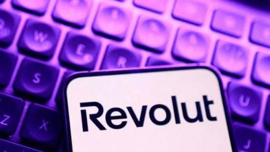 „Banii și datele clienților sunt în siguranță”: Revolut a început să-și restabilească serviciile după o pană a Google Cloud