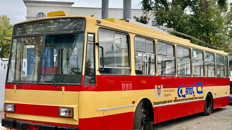 Un troleibuz din Chișinău, fabricat în anul 2001, a fost donat Centrului de Excelență în Transporturi