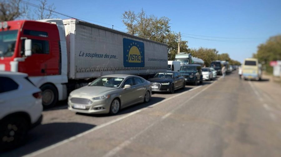 Aglomerație la punctele de trecere Tudora și Sculeni. Călătorii sunt îndemnați să aleagă rute alternative