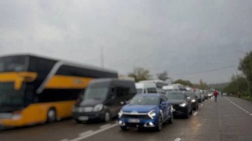 Trafic intens la punctul de trecere a frontierei Leușeni–Albița. Călătorii sunt îndemnați să își schimbe itinerarul