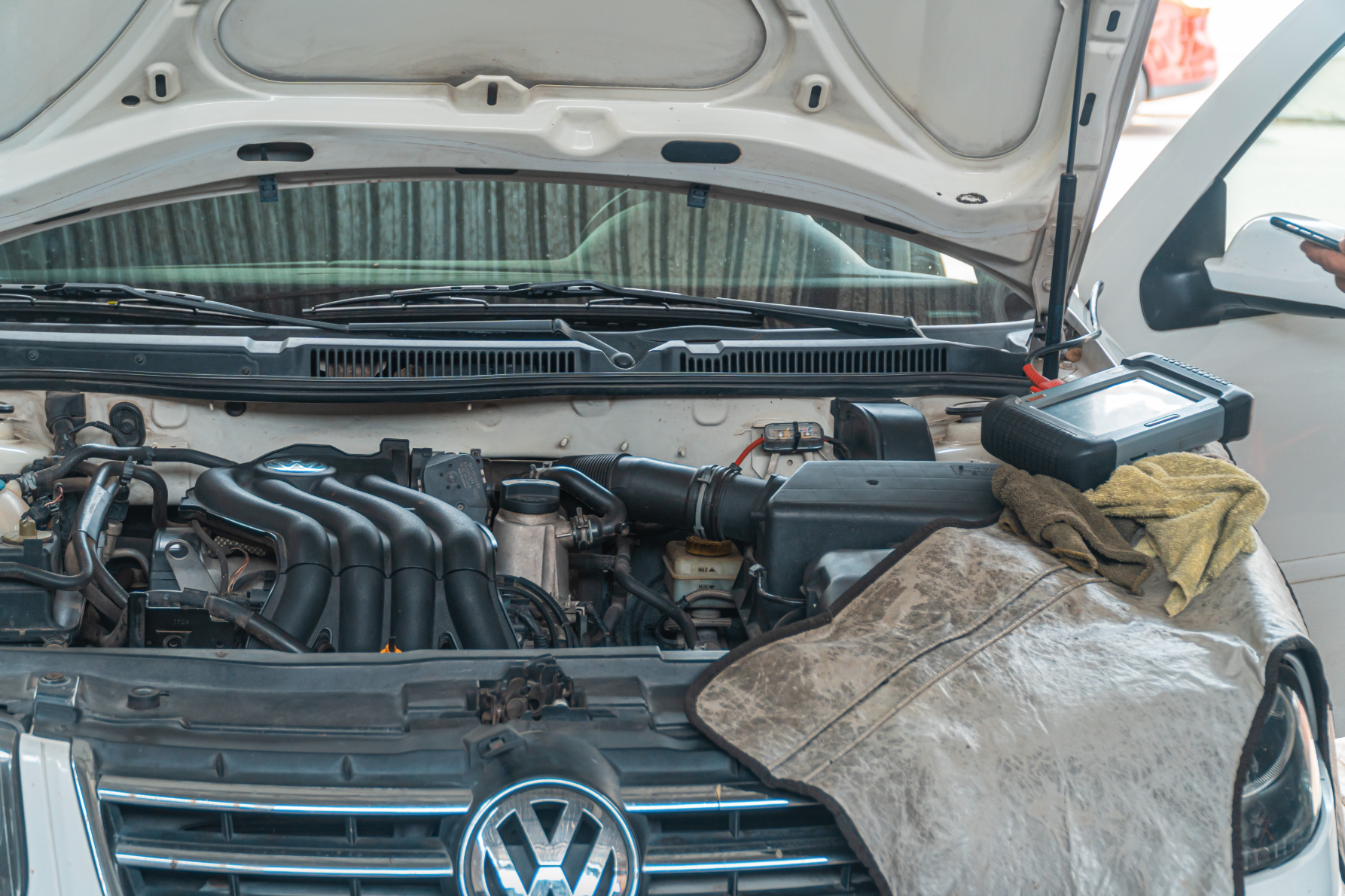 Baterii defecte la Volkswagen: Aproape 72.700 de mașini electrice, rechemate în service