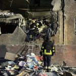 FOTO, VIDEO Măcel în Zaporojie: 12 morți, inclusiv 3 copii, după ce s-au aruncat bombe ghidate peste blocuri de locuit