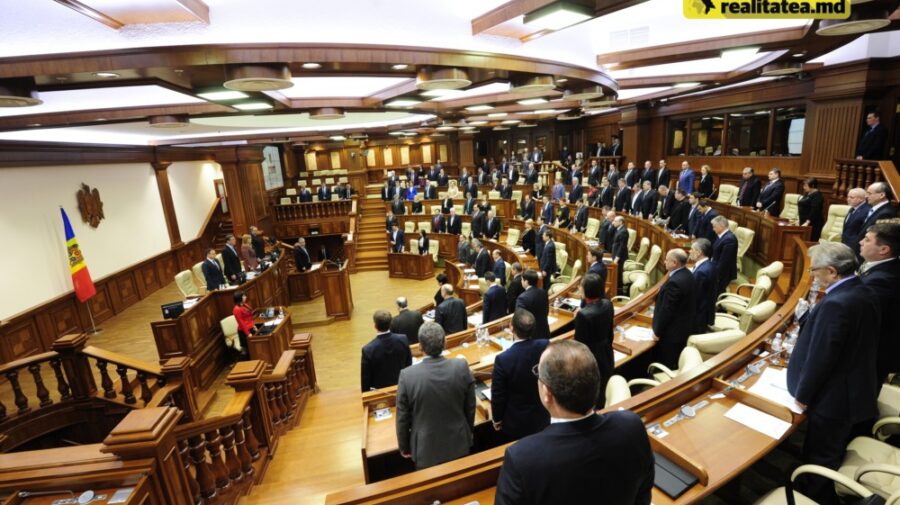 Kankan.md: Deputaţii PLDM şi PCRM au refuzat să doneze salariul pentru o zi Institutului Mamei şi Copilului