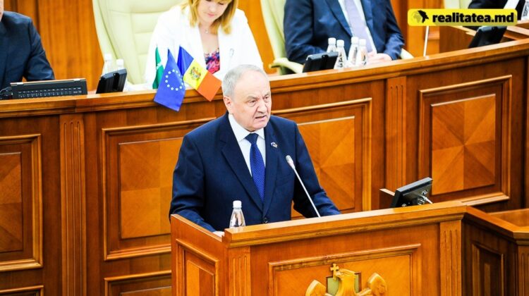Timofti transmite cetăţenilor urări de sănătate, cu ocazia celor 20 de ani de la adoptarea Constituției