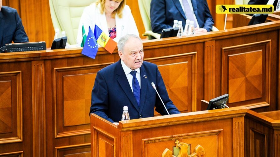 Timofti transmite cetăţenilor urări de sănătate, cu ocazia celor 20 de ani de la adoptarea Constituției